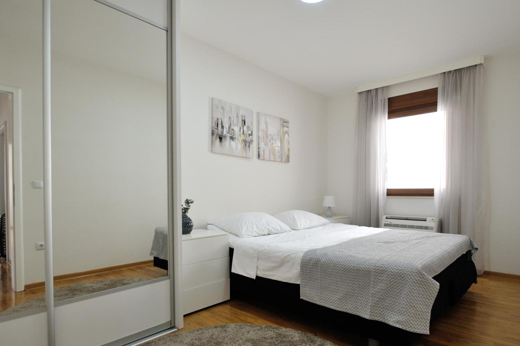 Captain'S Luxury Apartments Μόσταρ Εξωτερικό φωτογραφία
