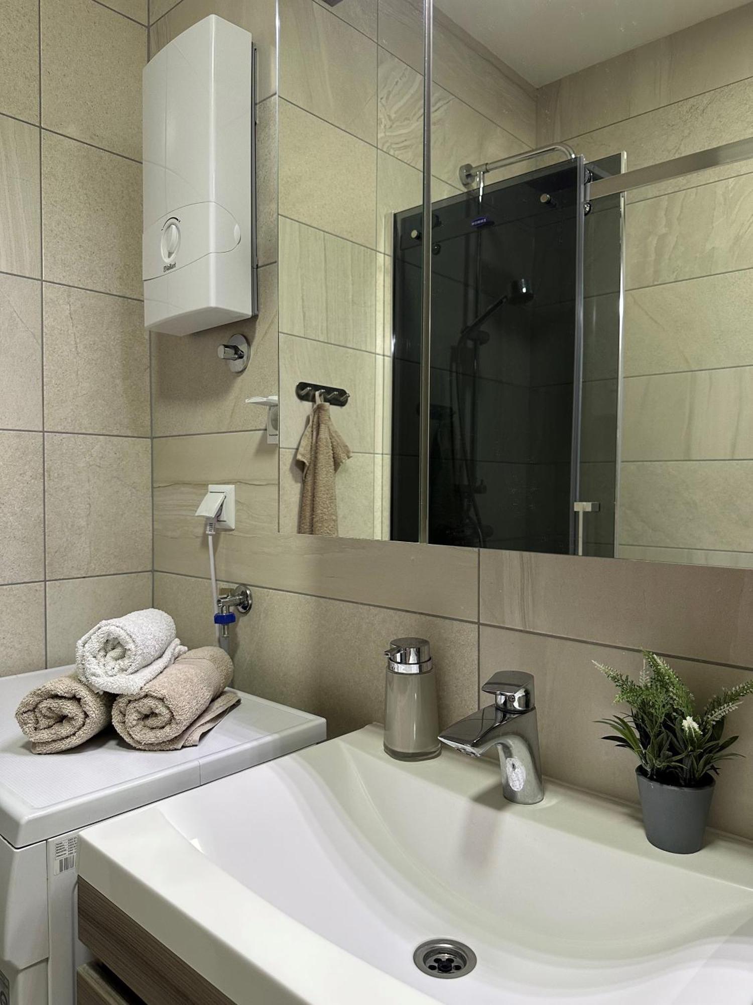 Captain'S Luxury Apartments Μόσταρ Εξωτερικό φωτογραφία