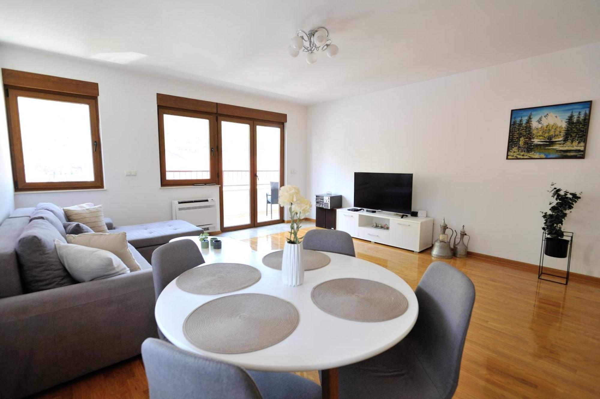 Captain'S Luxury Apartments Μόσταρ Εξωτερικό φωτογραφία