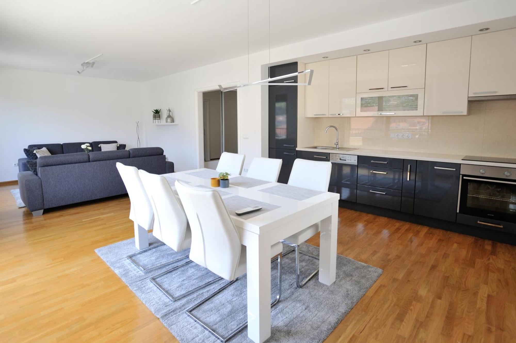 Captain'S Luxury Apartments Μόσταρ Εξωτερικό φωτογραφία