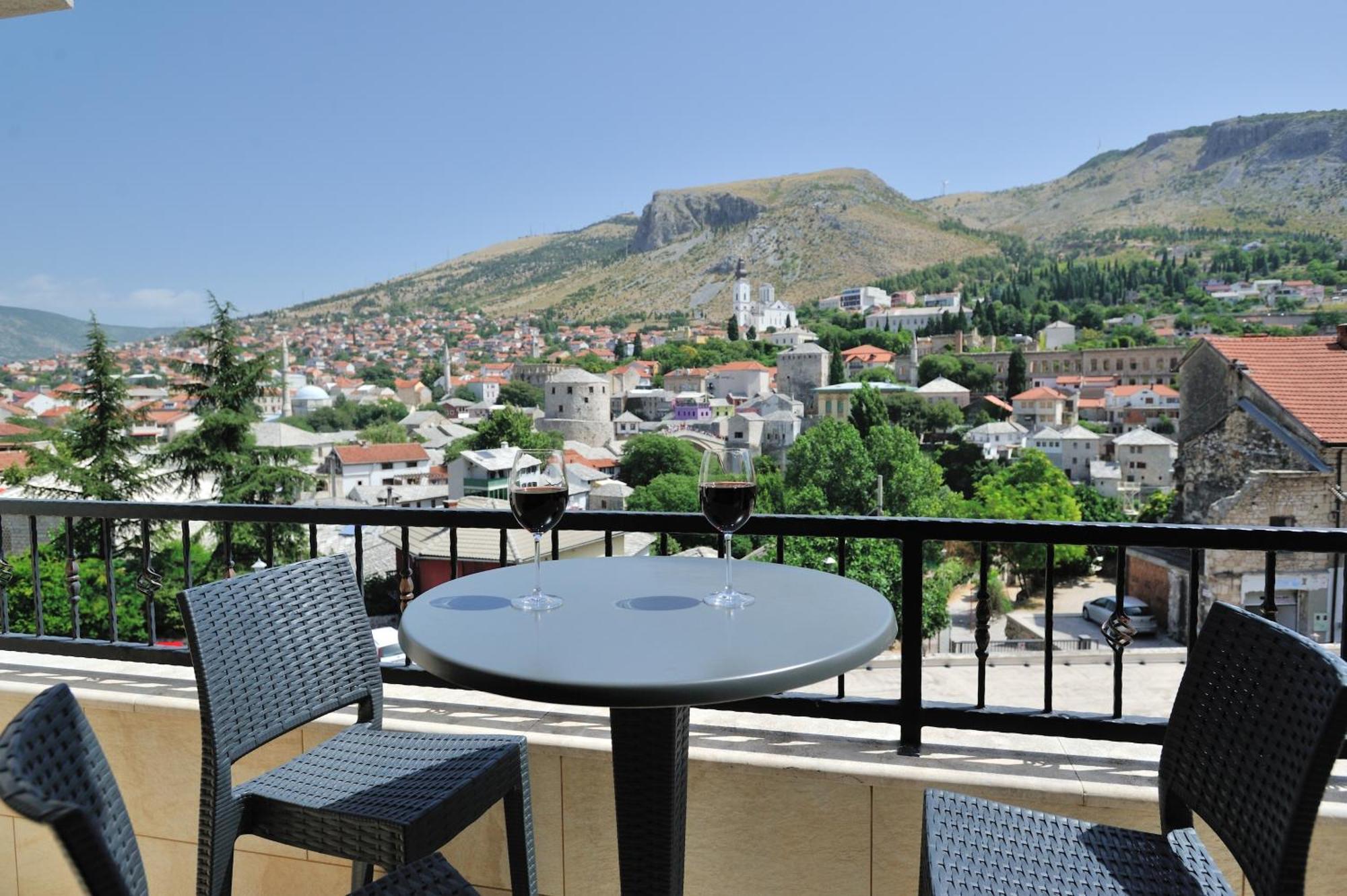 Captain'S Luxury Apartments Μόσταρ Εξωτερικό φωτογραφία